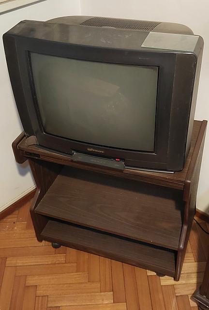 Mesa TV 39x70x66cm Vinilo Nogal