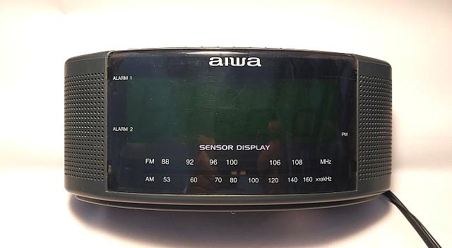Radio Reloj Aiwa FR-A505